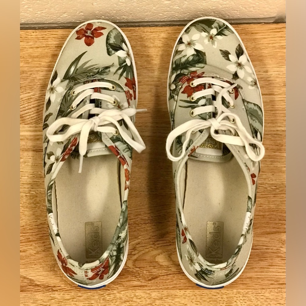 Womens 9.5 Keds Champion Tropical Green Red Floral Flowers Hawaiian Vacay Spring